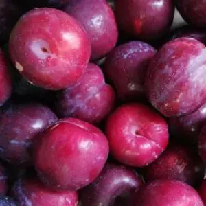 Plums Loose - 500g